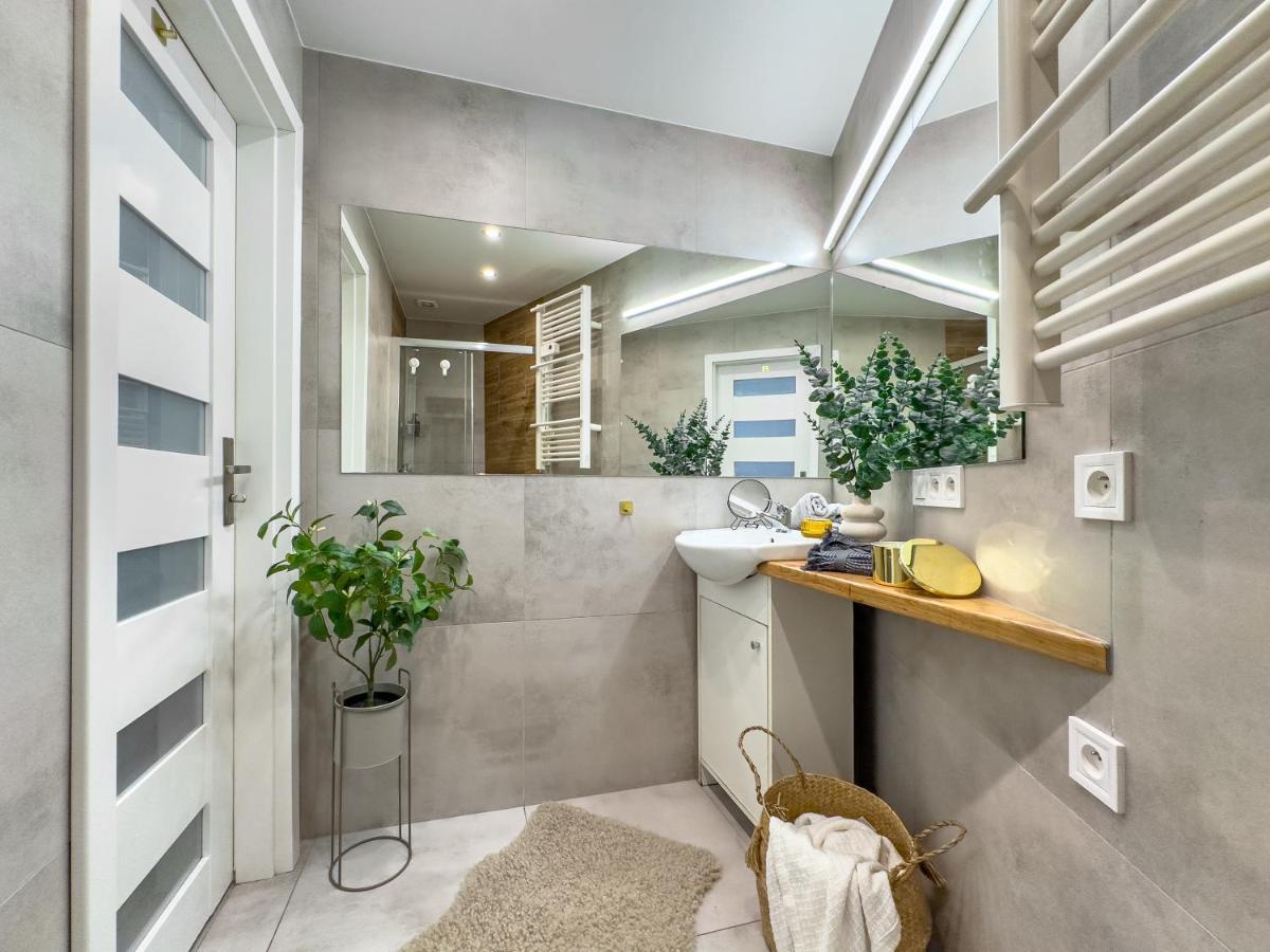 Apartament Przy Rynku Dluga 23 Krakau Exterior foto